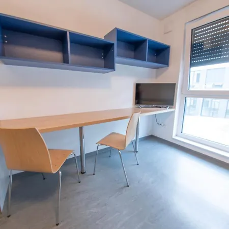 Apartmenthaus Und Monteurzimmer