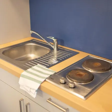 Apartmenthaus Und Monteurzimmer Aparthotel